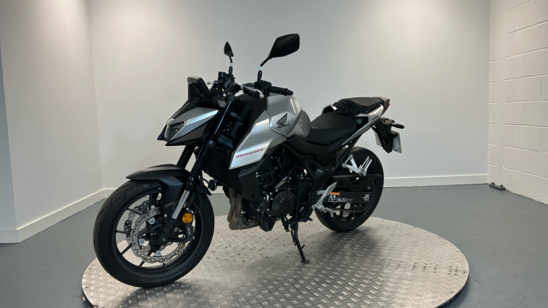 Honda CB750 Hornet (25MY)